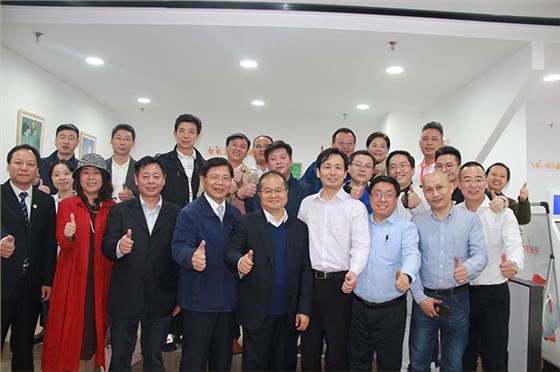 心理學專家合影-心悅靈