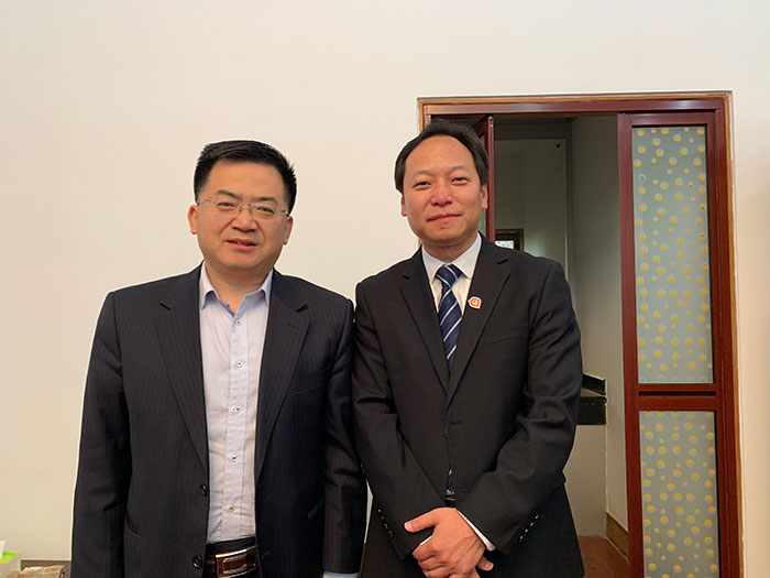 心悅靈聯(lián)合創(chuàng)始人李玉寶和山東省科協(xié)于主席